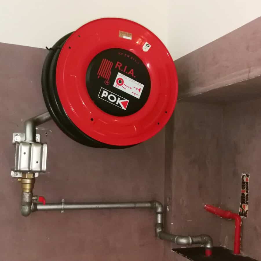 Tarif/Infos - Vérification technique RIA de vos robinets d'incendie armé | PFI Sécurité Incendie, spécialiste de la protection incendie 